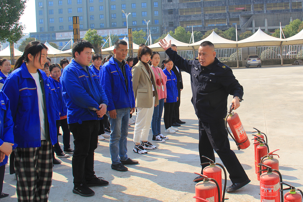 豪家集團(tuán)組織學(xué)習(xí)消防知識，增強消防安全意識